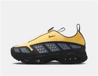 Nike Air Max SNDR Men's Shoes in Yellow