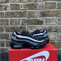 Nike Air Max 95 Jade Jewel Trainers Black Blue UK 4.5 IB2871-002