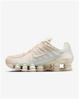 Nike Shox TL Women's Shoes in Metallic Platinum/Pink Foam/White