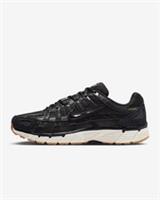 Nike P-6000 Men's Shoes Trainers in Black/Metallic Gold Grain