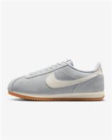 Nike Cortez Women's Trainers in Grey Shoes