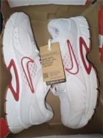 Mens Nike V5 RNR In Sail-Light Bone/Gym Red Size UK 13 EU 48.5 BN In Half Box