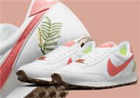 WOMENS NIKE DAYBREAK SE ,,CATECHU'' SIZE UK 3.5-7.5 (DJ1299 100)