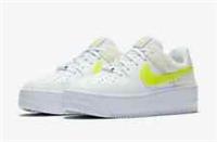WOMENS NIKE AIR FORCE 1 SAGE LO SIZE UK 3 EUR 36 (CW2652 100)