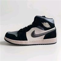 NIKE AIR JORDAN 1 MID SE ,,Satin'' SIZE UK 7 EUR 41 (852542 011)