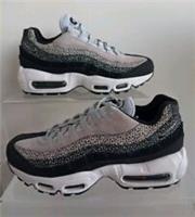 NIKE AIR MAX 95 PRM ,,BLACK - GREY'' SIZE UK 4.5 EUR 38 (807443 016)