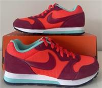 Nike MD Runner 2 Trainers Sneakers Noble Red 749869 600 Size 3.5 UK, 36.5 EUR