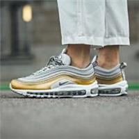 NIKE AIR MAX 97 SE SIZE 5.5 EUR 39 (AQ4137 001) GOLD METALLIC SILVER