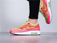NIKE AIR MAX 1 SE SIZE UK 4 EUR 37.5 (881101 300) GHOST GREEN