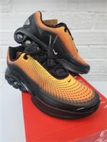 Nike Air Max DN Trainers UK 6 (EU 40.5 US 9) Not Original Box But With Tags#52