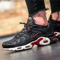 NIKE AIR MAX PLUS TN PRM SIZE UK 5 EUR 38.5 US 7.5 (BV6116 001) BLACK/RED