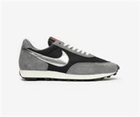 NIKE DAYBREAK SP UK 10 UNISEX 'BLACK METALLIC SILVER' - BV7725 002