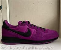 NIKE INTERNATIONLIST ID BY YOU UK 10 - CW7635 991