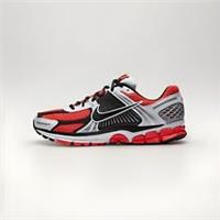 Nike Zoom Vomero 5 SE Size 43.5