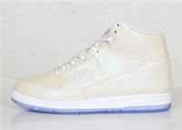 Nike Air Python PRM UK 8.5 UK 9 - 705066 101