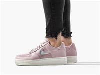 NIKE AIR FORCE 1 '07 SE PRM SIZE UK 9.5 EUR 44.5 (AH6827 500) PLUM CHALK