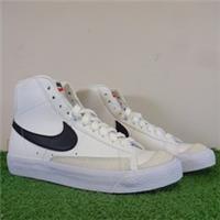 Nike Trainers Womens UK 5 White Black Leather Blazer Mid Comfort Running Shoes