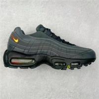 Brand New Nike air max 95s Jade UK SIZE NEW WITH BOX