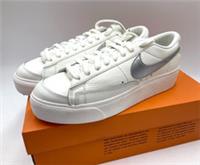 Nike Women's Blazer Low Platform white & silver UK size 7 leather NEW with box