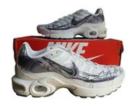 NIKE AIR MAX PLUS TN SE BG YOUTH SIZE UK 5.5 EUR 38.5 (CD6367 100)WHITE/GREY