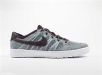 Nike Tennis Classic Ultra Flyknit UK 9.5 EUR 44.5 Deep Burgundy Grey White 83070