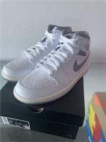 Nike Air Jordan 1 Mid White/ Stealth uk 7.5 us 8.5 new in box D/S