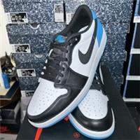 U.K. 10.5 Nike Air Jordan 1 Low Powder Blue UNC Us 11.5 OG !