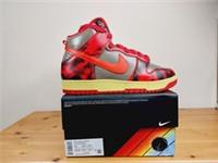 NIKE DUNK HIGH 1985 SP SIZE UK10/EU45