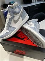 🔥Nike Air Jordan 1 Retro High OG🔥Hyper Royal BINB UK7 RARE COLOUR Authentic 💯