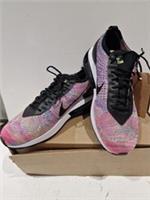 Nike Air Max Flyknit Racer Next Nature in Ghost Green/Black/Pink in UK 7