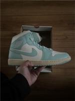 Nike Air Jordan 1 Mid Sail/Light Blue UK 9.5