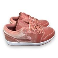 Air Jordan 1 Low Pink Velvet🔥 - UK 9 - DQ8396 600 - BNIB - Fast 🚚📦