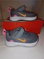 Nike Wearallday Toddler Strap Over Trainers Size UK 3.5 (TR3)