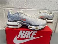 Kids Nike Air Max Plus GS Trainers DB1556 100 White/Grey Size UK 5.5_6