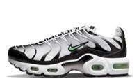 Kids Nike Air Max Plus GS Trainers CD0609 106 White/Black Size UK 6 EU 39