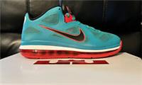 Lebron 9 Low Liverpool F.C UK 8 EUR 42.5 New Green Black Action Red DQ6400 300