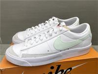 NEW NIKE BLAZER LOW '77 WHITE LEATHER TRAINERS, UK 5