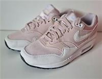 WOMENS NIKE AIR MAX 1 BARELY ROSE TRAINER 319986-607