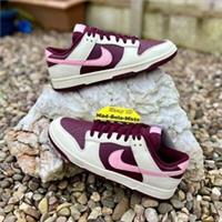 Nike Dunk Low Retro PRM Premium Valentine's Day DR9405 100 UK8 EUR42.5 Sample