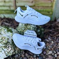 Wmns Nike React Escape Run By You ID Customised DV2283 900 UK4 EUR37.5 Running