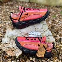 Wmns Nike Flyknit Bloom Hot Punch Red Stardust FD2149 600 UK7 UK8 EUR41 EUR42.5