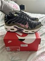 UK 5.5 EUR 38.5 US 6Y ~ Nike Air Max Plus TN ~ DX3093 001
