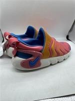 Nike Dynamo Go SE Kids Easy On Flyease Slip On Trainers | Size UK 2.5