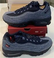 Nike Air Max 95 OG X Levis Obsidian Size UK 8.5 / HM4743-400