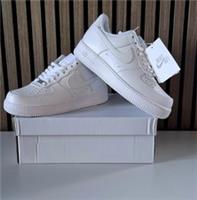 NIKE AF1 TRIPLE WHITE