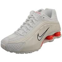 Nike Shox R4 Womens Fashion Trainers in White Phantom - 6 UK