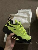 Supreme Nike SB Darwin Low Volt Size UK7.5