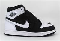Nike Air Jordan 1 Retro High OG Black White White DZ5485-010 Reverse Panda