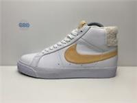 Nike SB Zoom blazer Mid Premium Leather Core Gold Vanilla UK Size 8.5 EUR 43