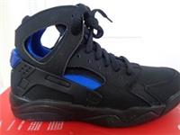 Nike Flight Huarache (GS) 705281 001 trainers sneakers shoes NEW